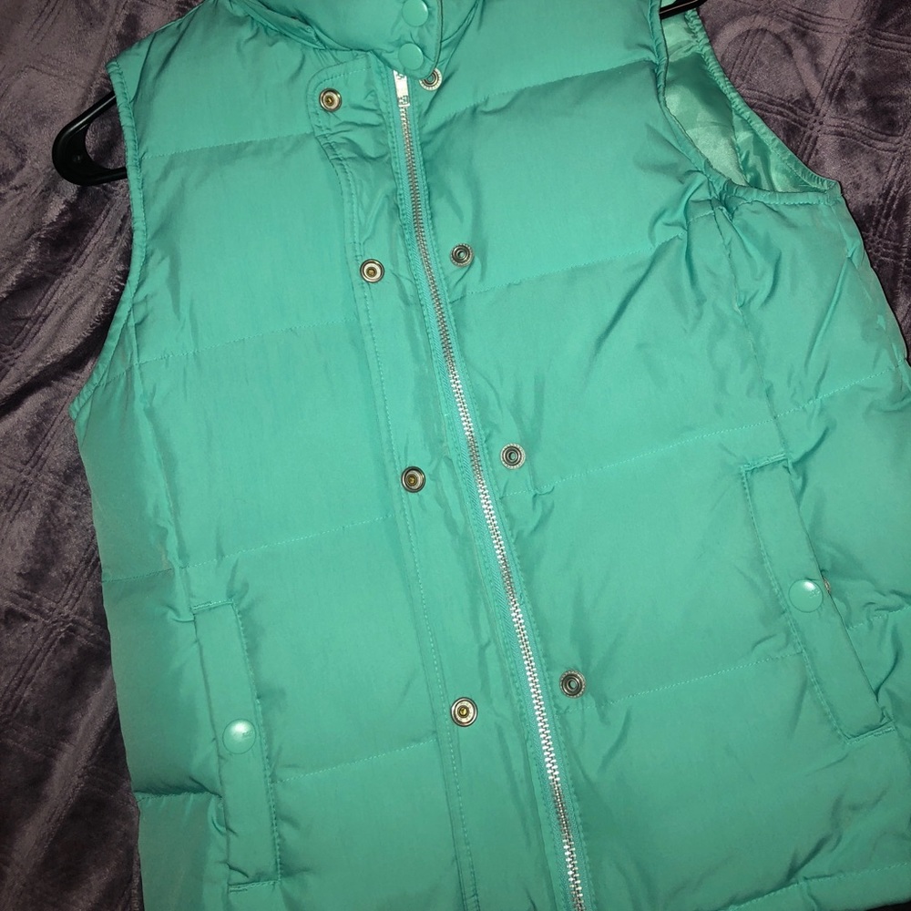 MINT GREEN VEST - Picture 2 of 3